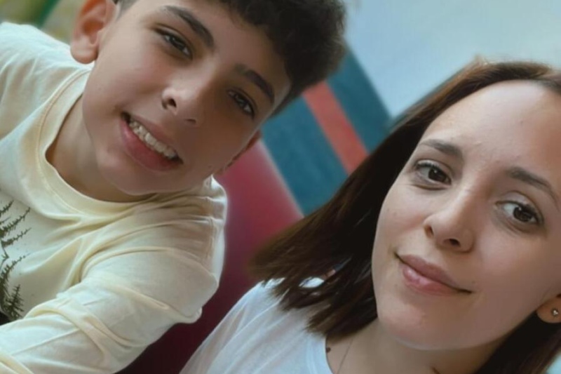 Florencia con su hijo