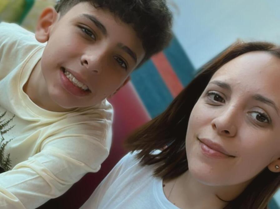 Florencia con su hijo