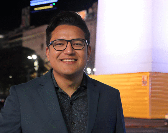 Estudiante ecuatoriano en Buenos Aires