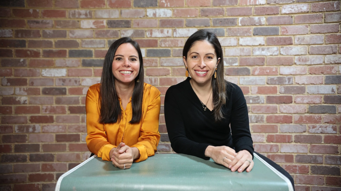 Cristina Abela y Trini Abascal celebran los 10 años de Latin Stories (Australia).