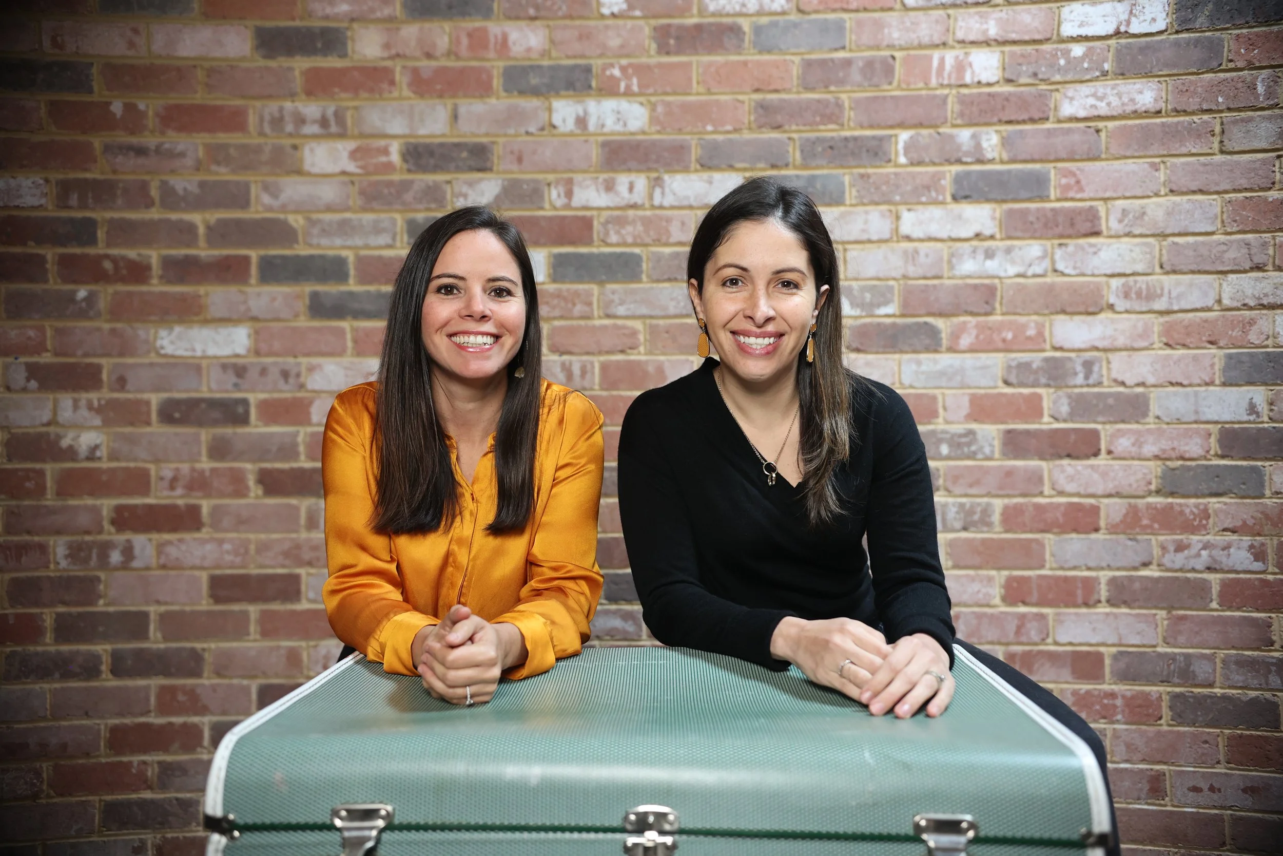Cristina Abela y Trini Abascal celebran los 10 años de Latin Stories (Australia).